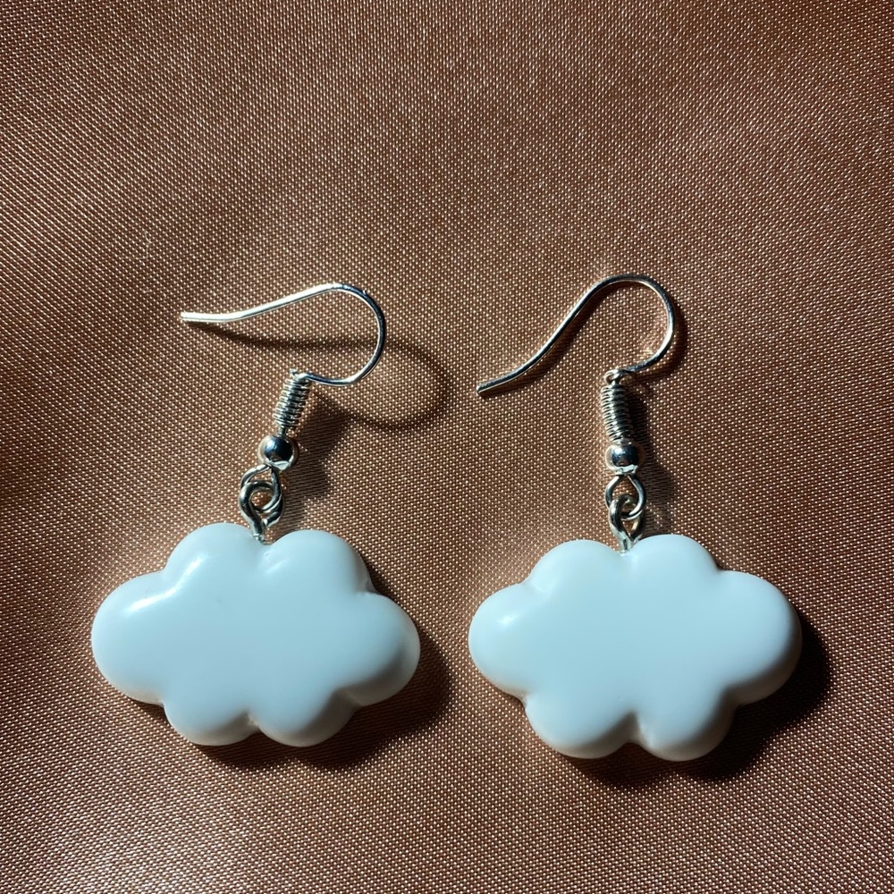 ❤️🔥 cloud earrings ☁️ - Picture 3 of 3